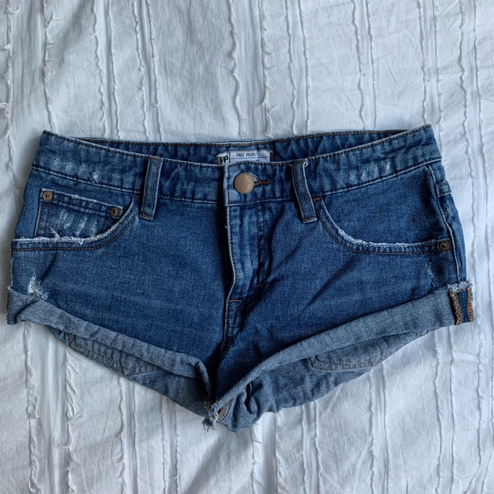 Free People Denim shorts size 24